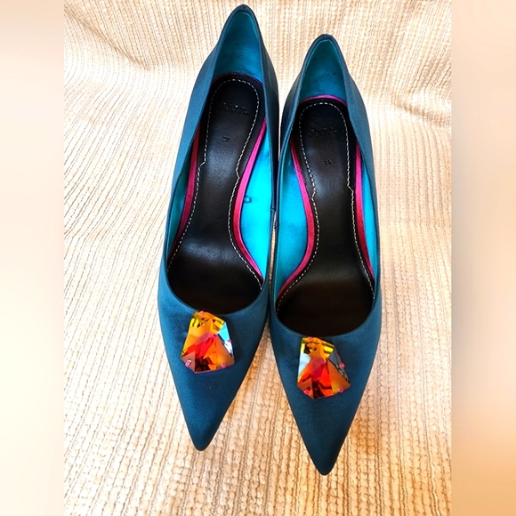 Zara x Swarovski Limited Edition Satin Heels 39 NWOT - Picture 1 of 4